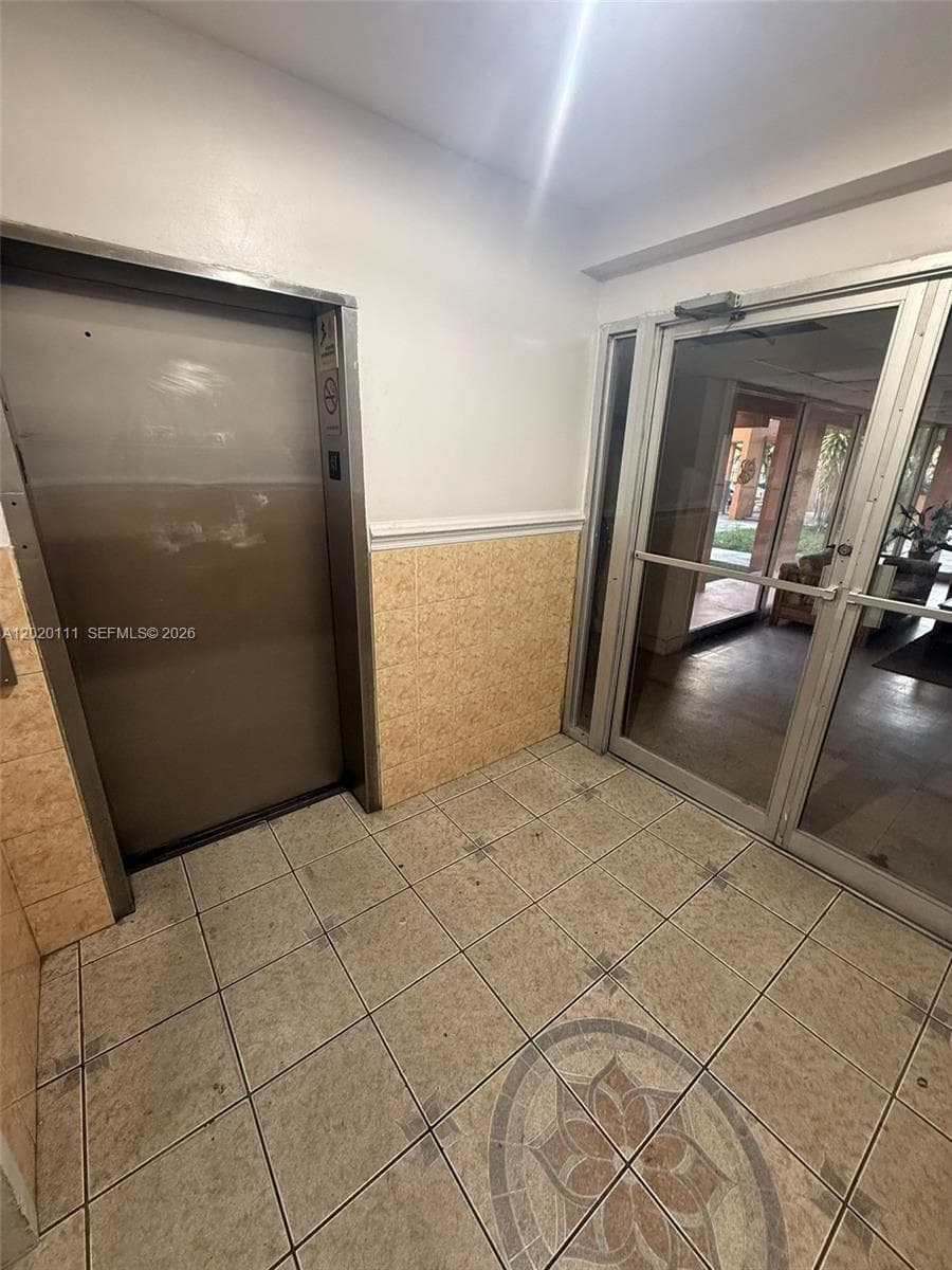 6780 W 2nd Ct # 313, Hialeah FL 33012 — 24