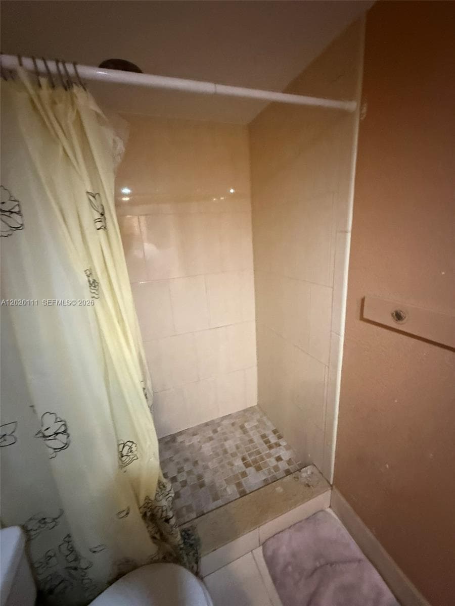 6780 W 2nd Ct # 313, Hialeah FL 33012 — 8