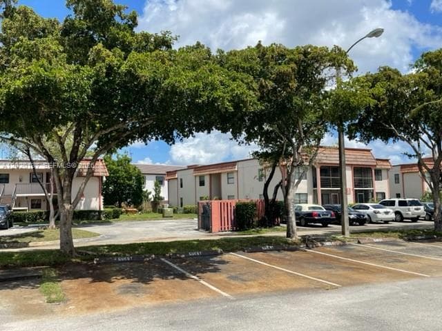 20825 NE 8th Ct # 19, Miami FL 33179 — 26