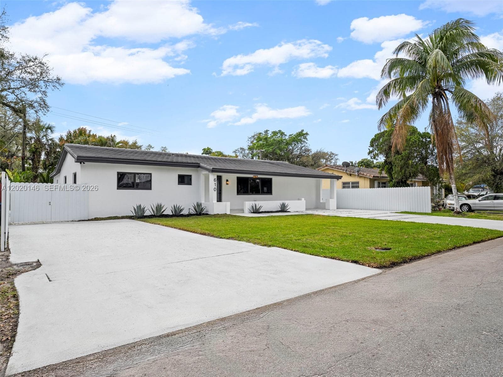 610 NE 164th Ter, Miami FL 33162 — 27