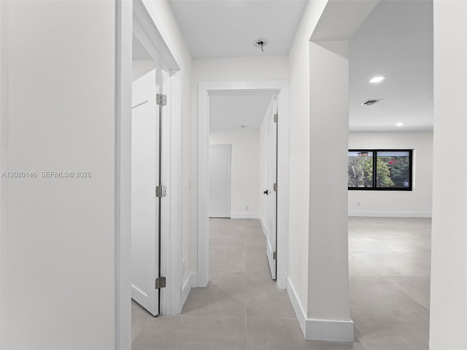 610 NE 164th Ter, Miami FL 33162 — 51