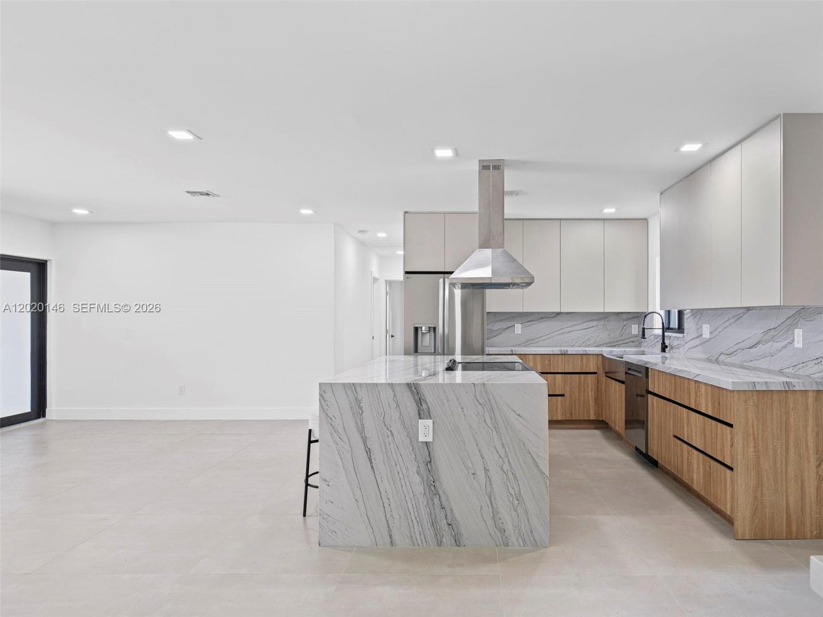 610 NE 164th Ter, Miami FL 33162 — 17