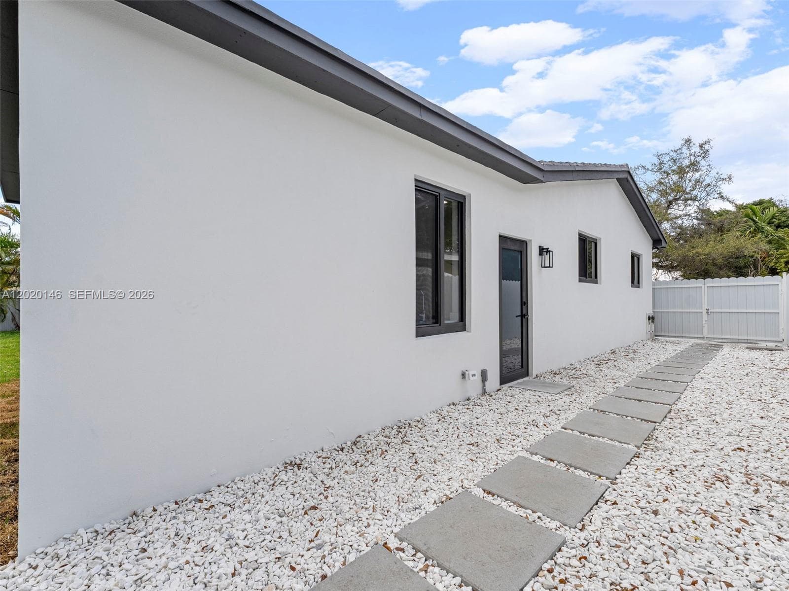 610 NE 164th Ter, Miami FL 33162 — 42