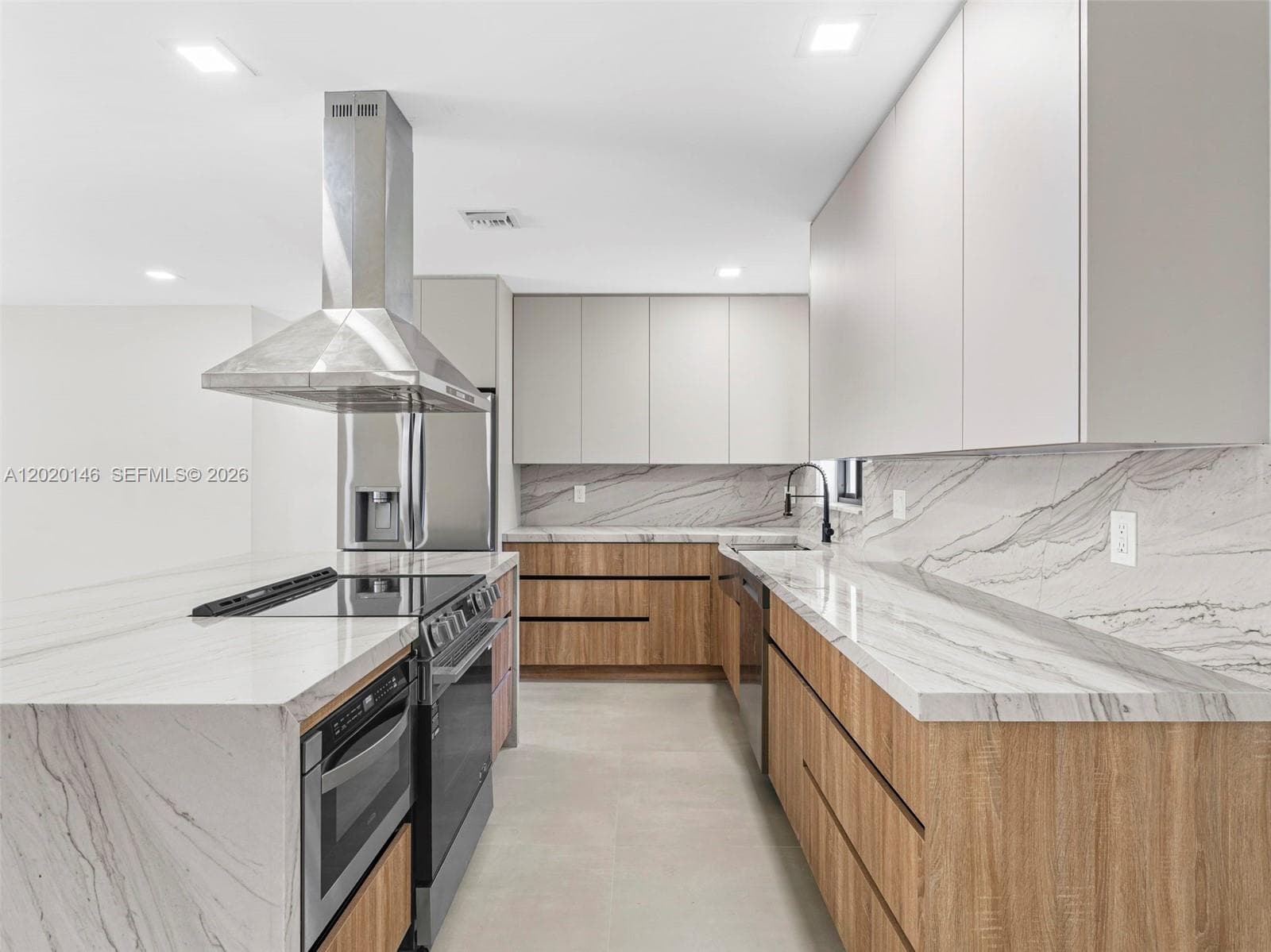 610 NE 164th Ter, Miami FL 33162 — 9