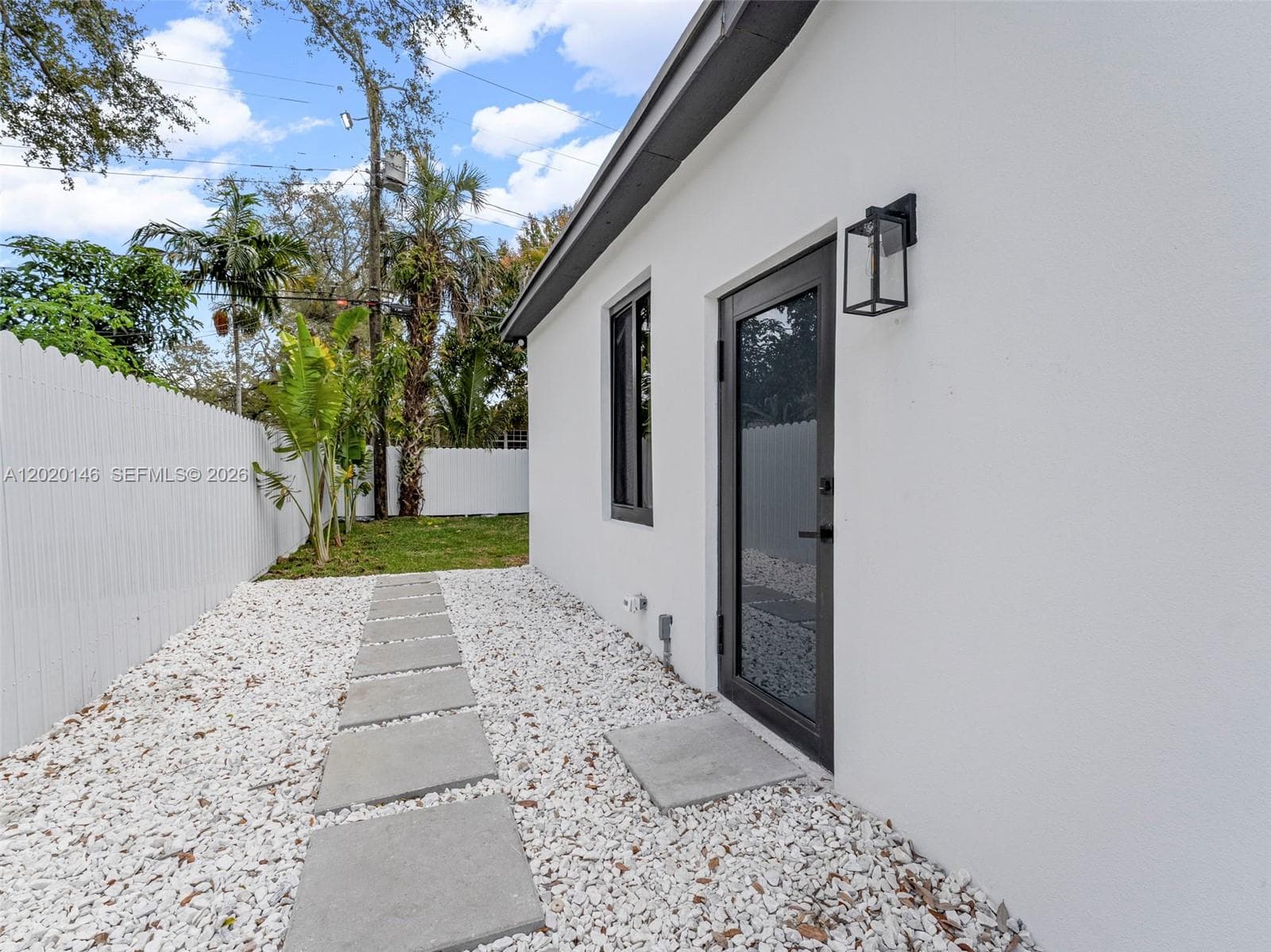 610 NE 164th Ter, Miami FL 33162 — 43
