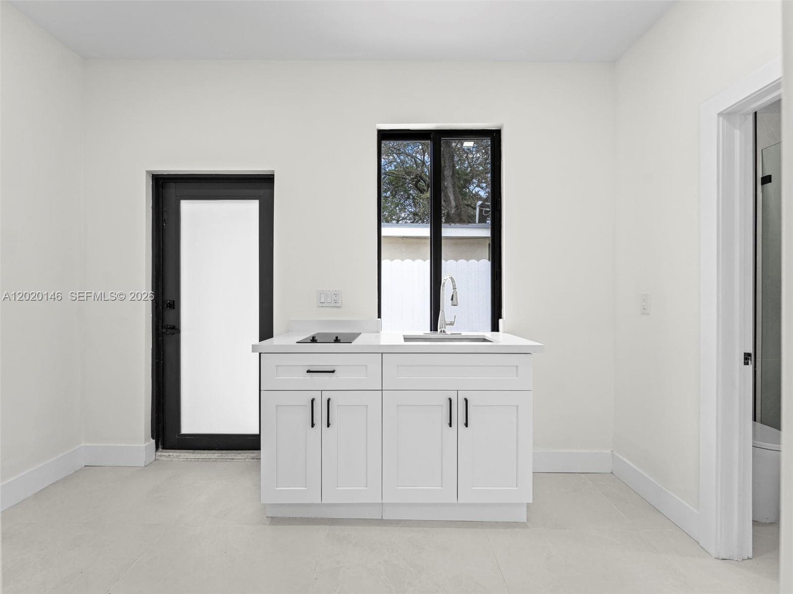 610 NE 164th Ter, Miami FL 33162 — 39