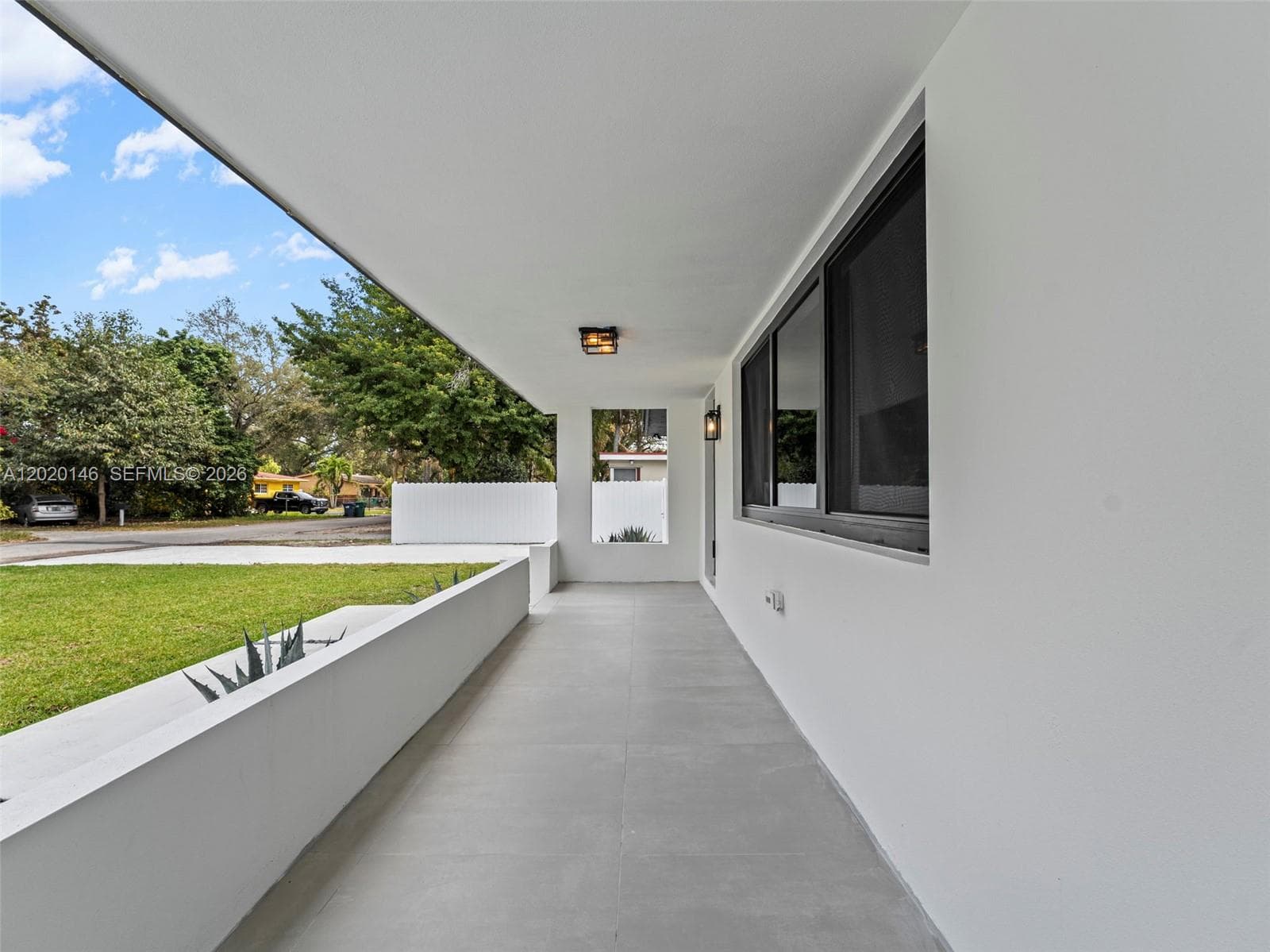 610 NE 164th Ter, Miami FL 33162 — 25