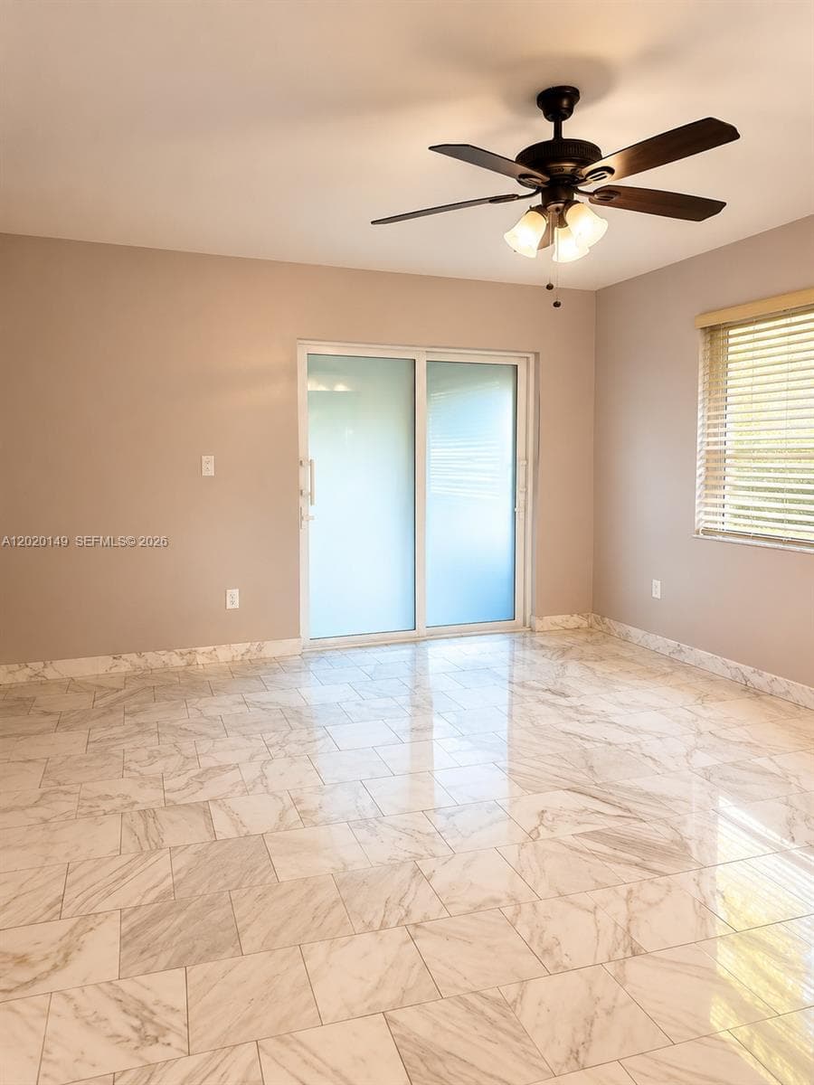 320 NW 61st Ave, Miami FL 33126 — 4