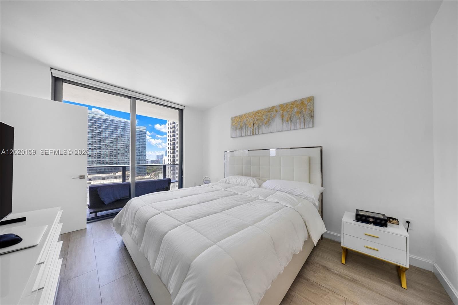 55 SW 9th St # 1804, Miami FL 33130 — 18