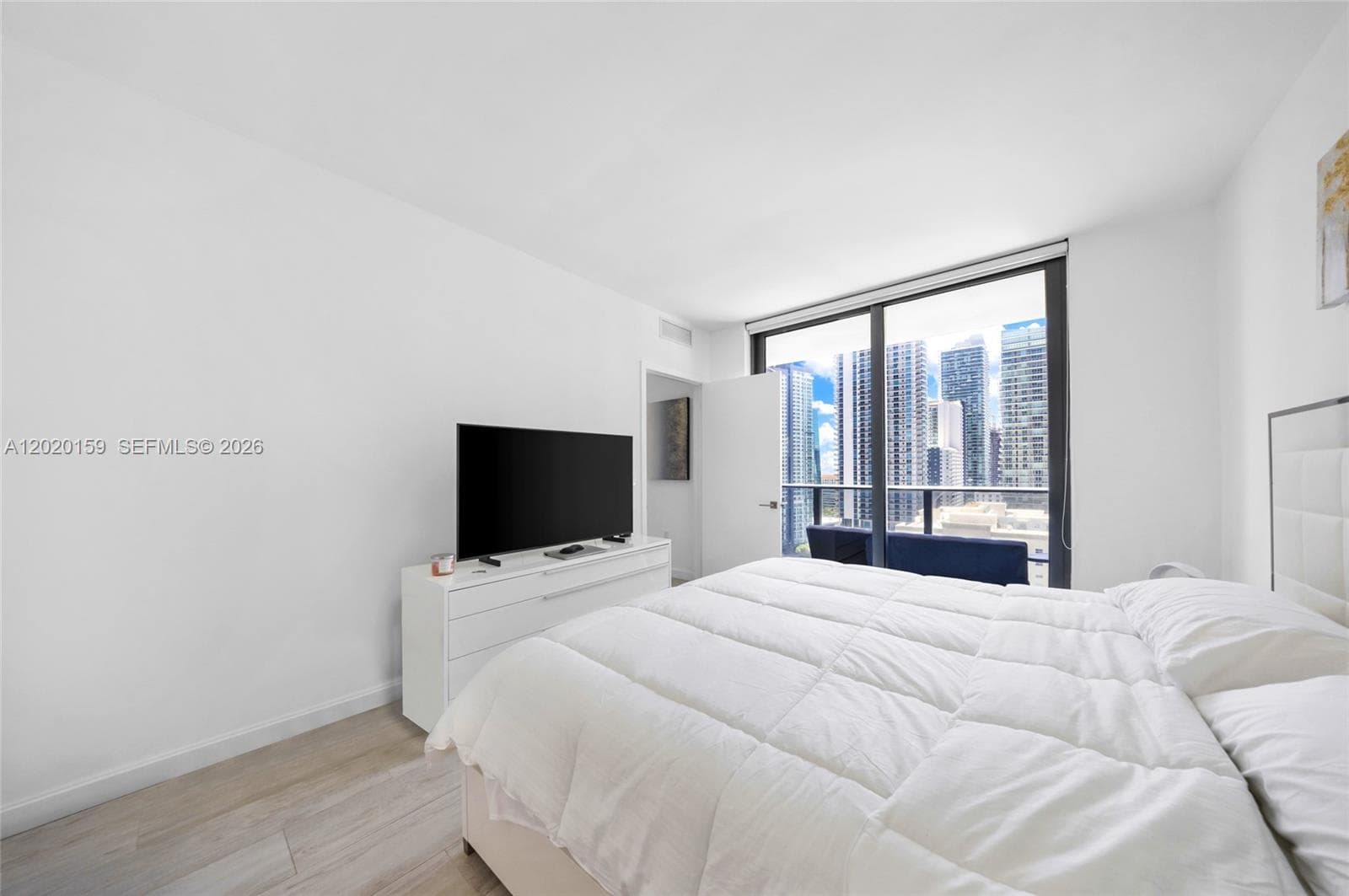 55 SW 9th St # 1804, Miami FL 33130 — 19