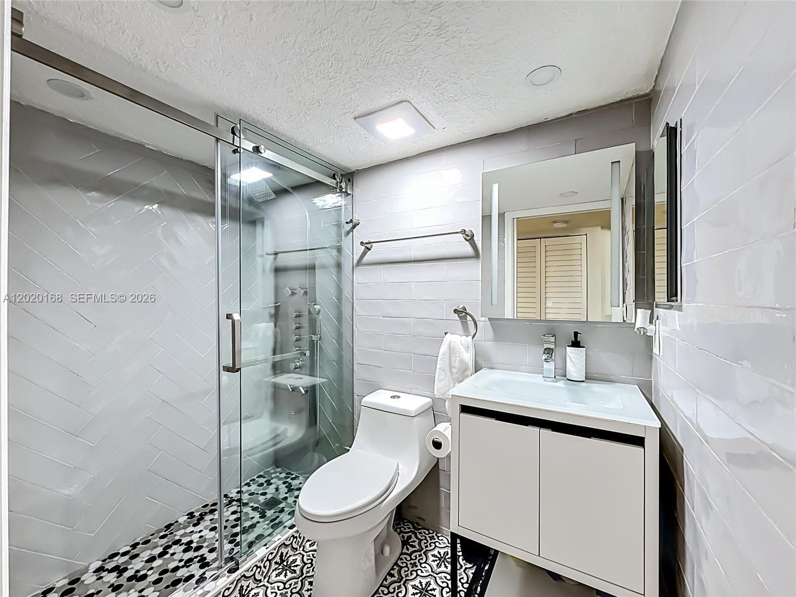 18296 Mediterranean Blvd # 404, Hialeah FL 33015 — 22