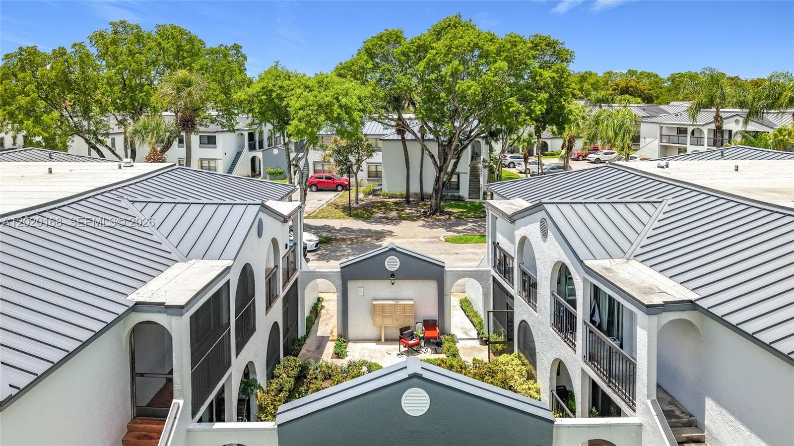 18296 Mediterranean Blvd # 404, Hialeah FL 33015 — 37