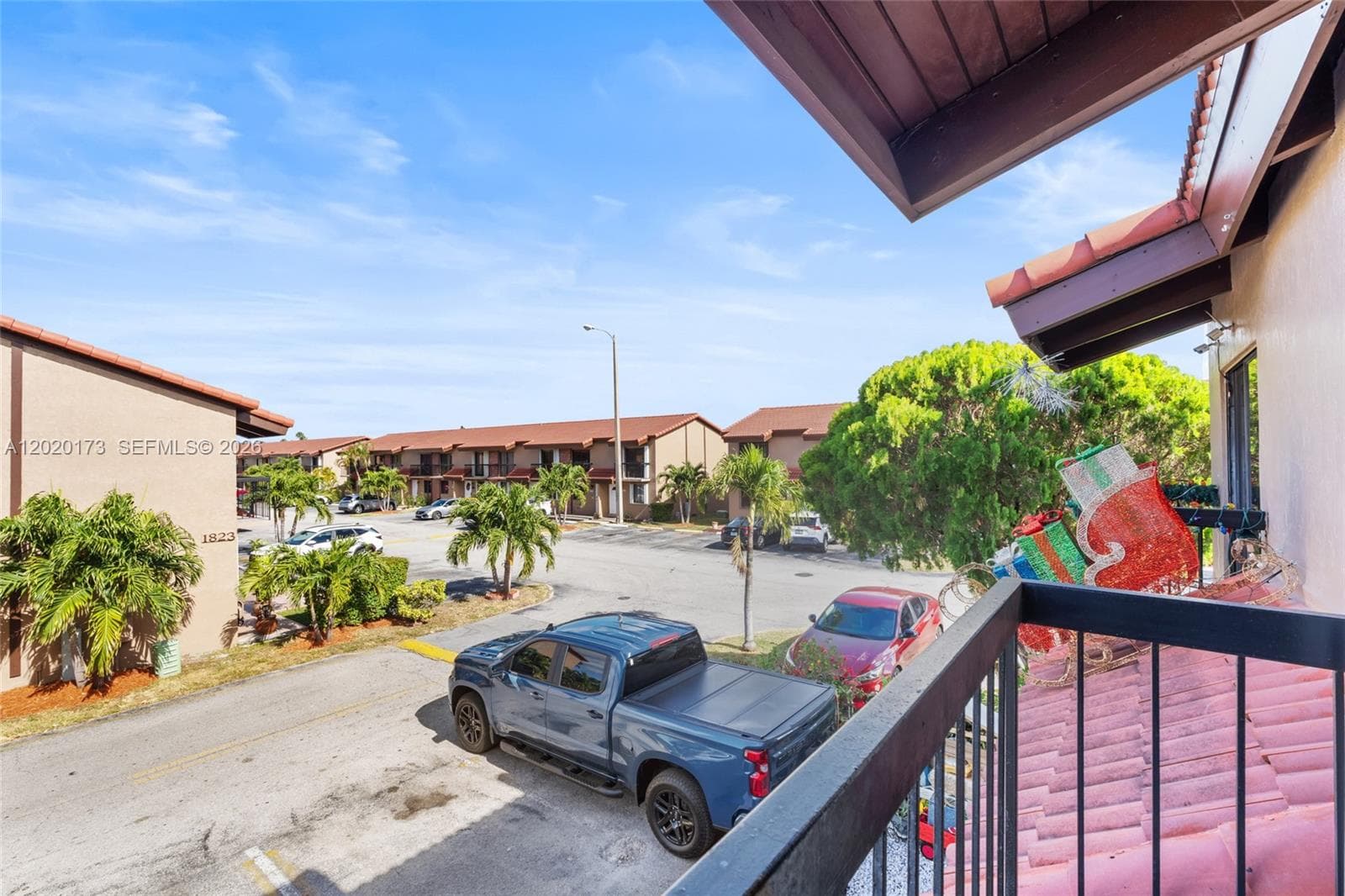 1911 SW 107th Ave # 1009, Miami FL 33165 — 32