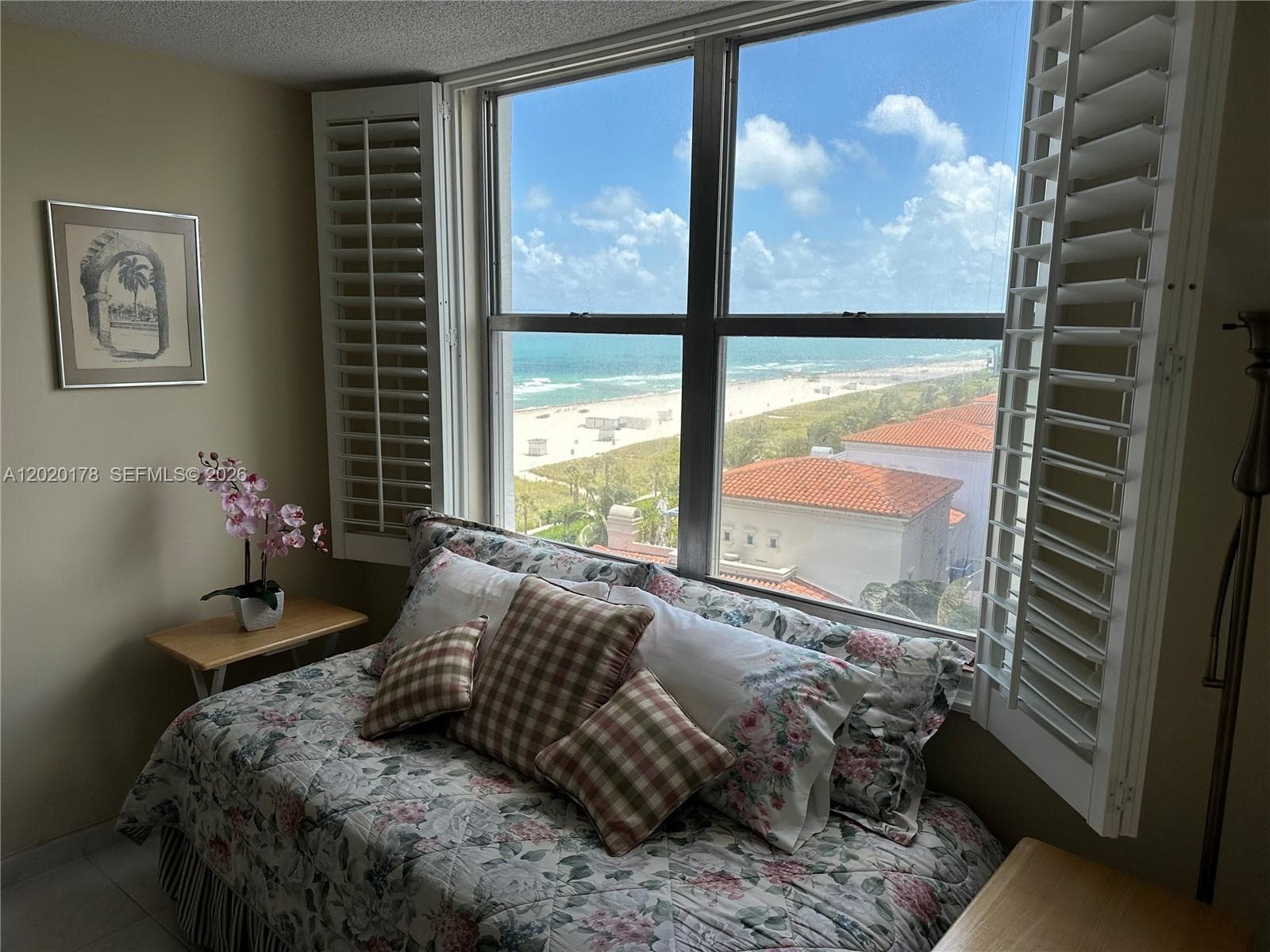 6039 Collins Ave # 924, Miami Beach FL 33140 — 2