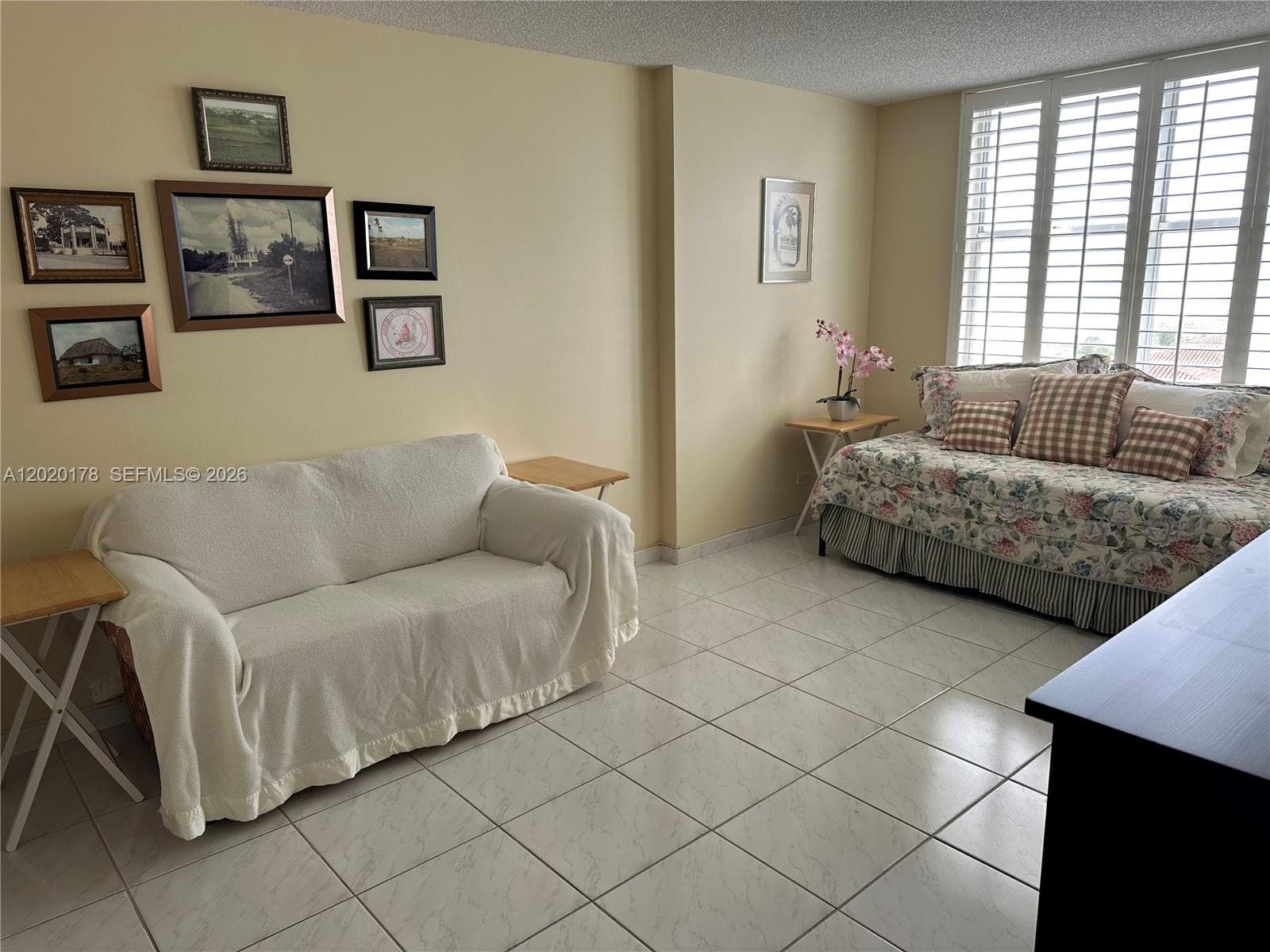 6039 Collins Ave # 924, Miami Beach FL 33140 — 17
