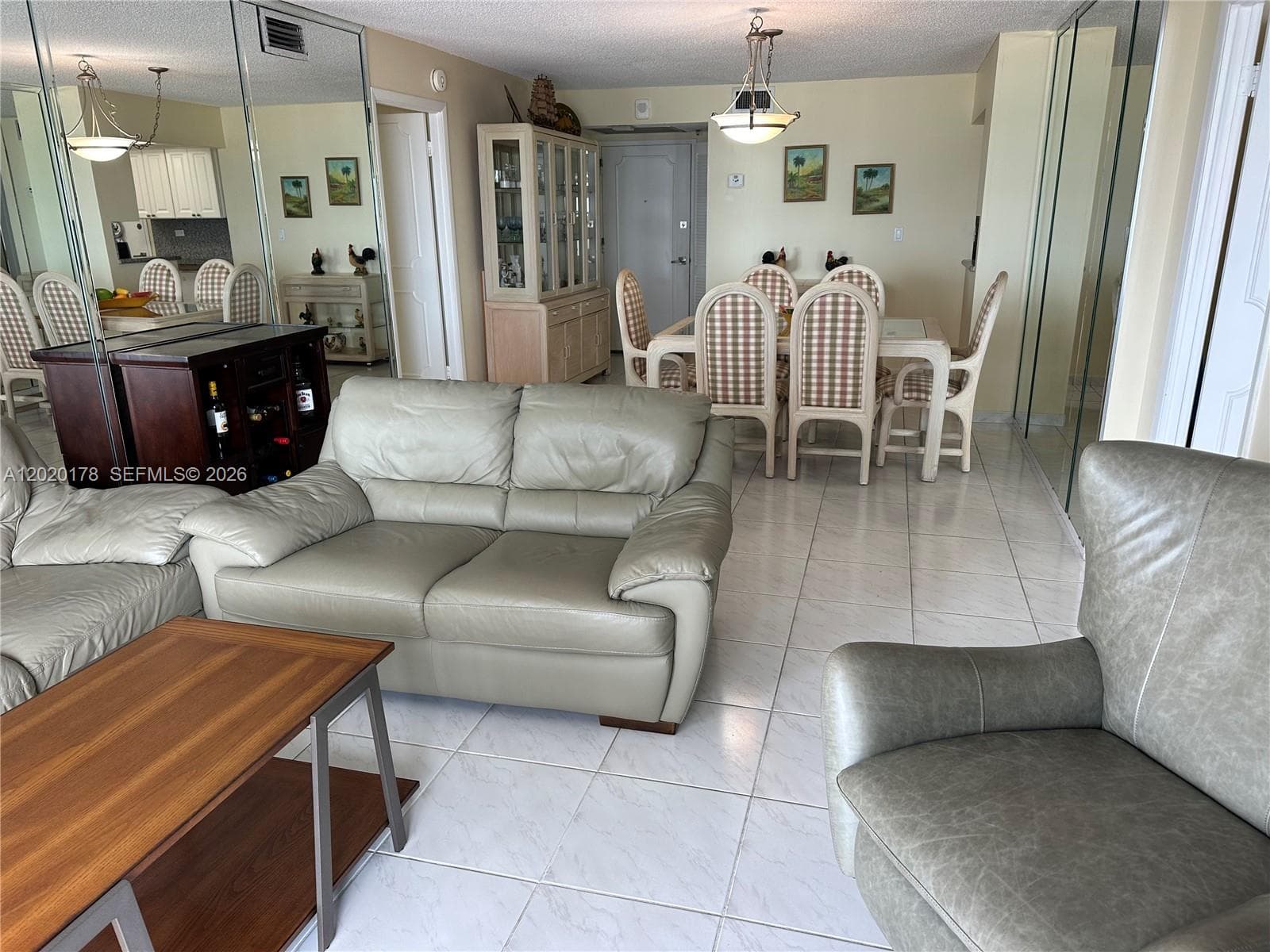 6039 Collins Ave # 924, Miami Beach FL 33140 — 12