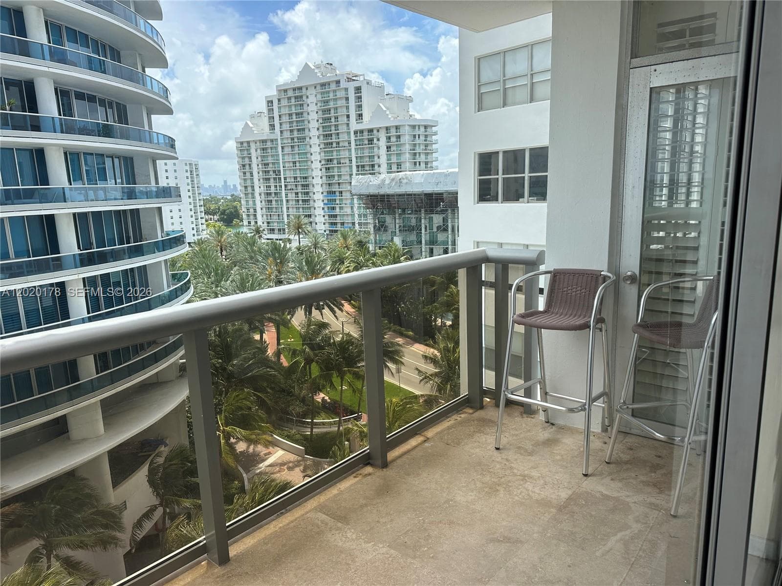 6039 Collins Ave # 924, Miami Beach FL 33140 — 5