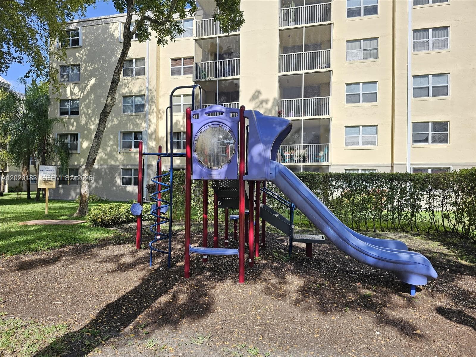 8333 Lake Dr # 104, Doral FL 33166 — 19