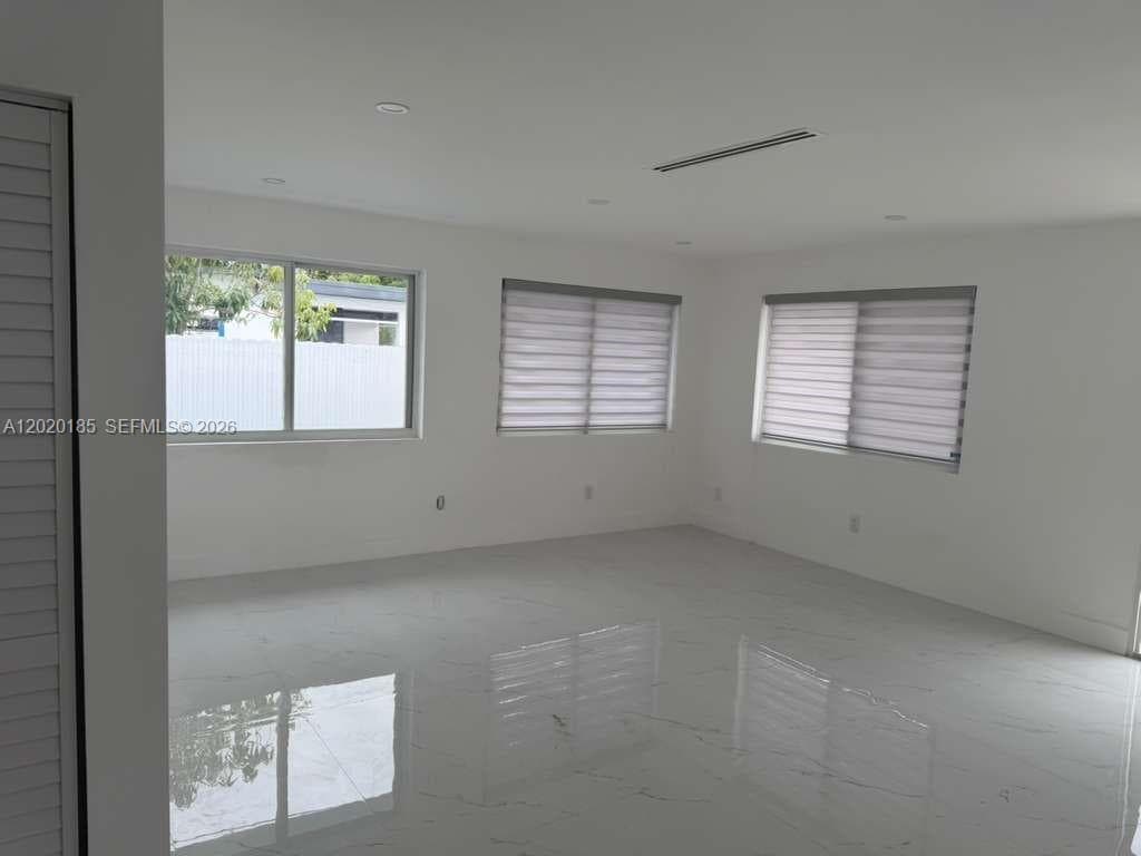 3536 NW 14th Ter, Miami FL 33125 — 7