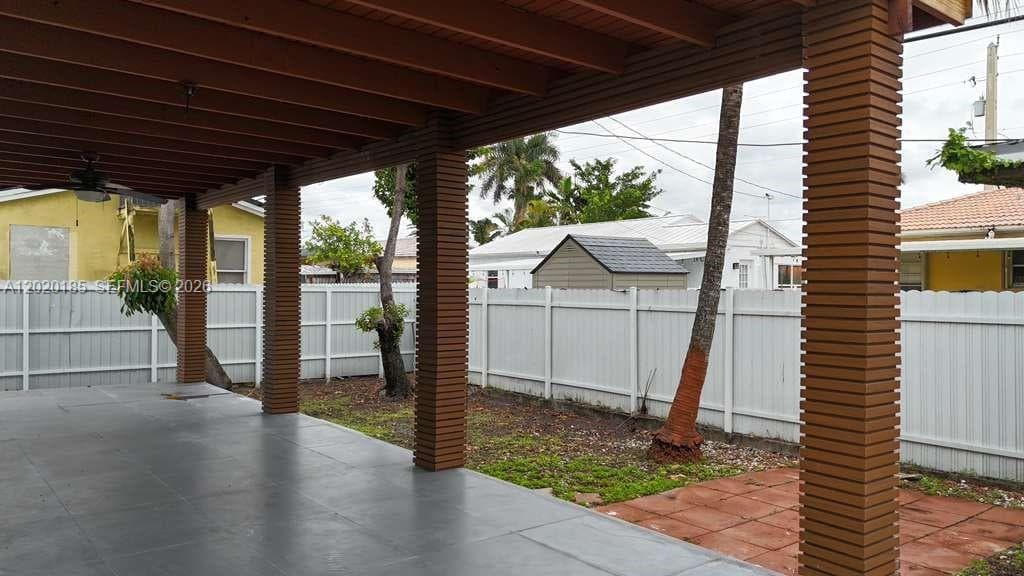 3536 NW 14th Ter, Miami FL 33125 — 25