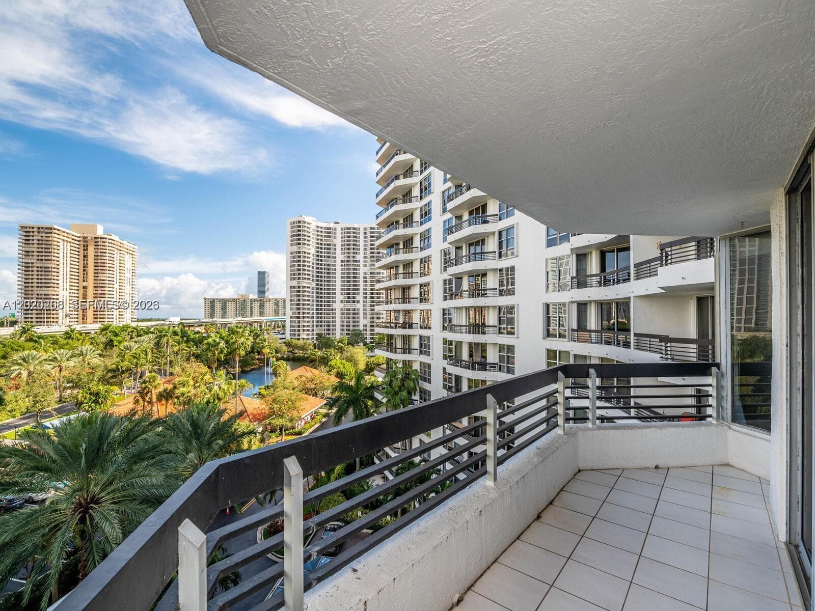 3600 Mystic Pointe Dr # 808, Aventura FL 33180 — 3