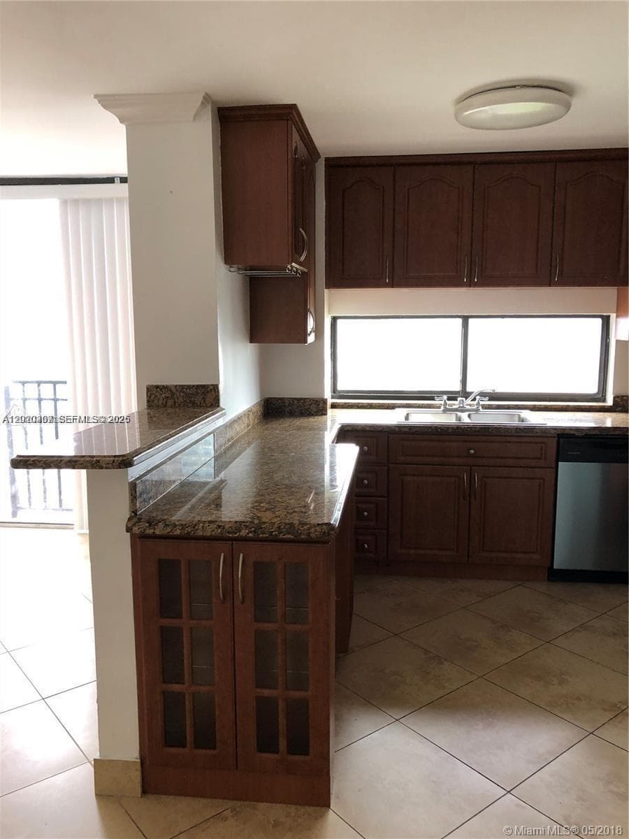16909 N Bay Rd # 711, Sunny Isles Beach FL 33160 — 2