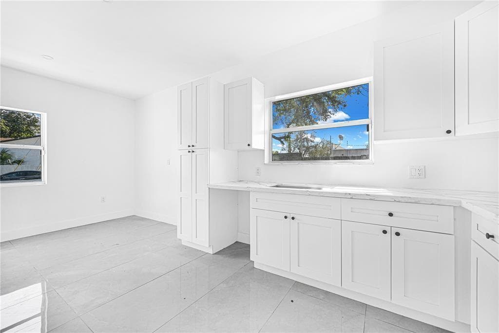 7990 NW 8th Avenue, Miami FL 33150 — 30