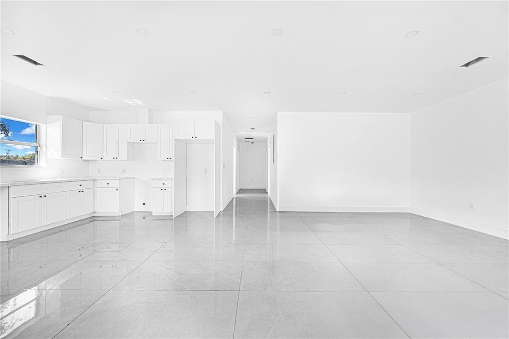7990 NW 8th Avenue, Miami FL 33150 — 4