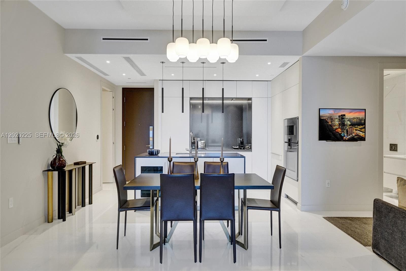 300 Biscayne Boulevard Way # 2305W, Miami FL 33131 — 27