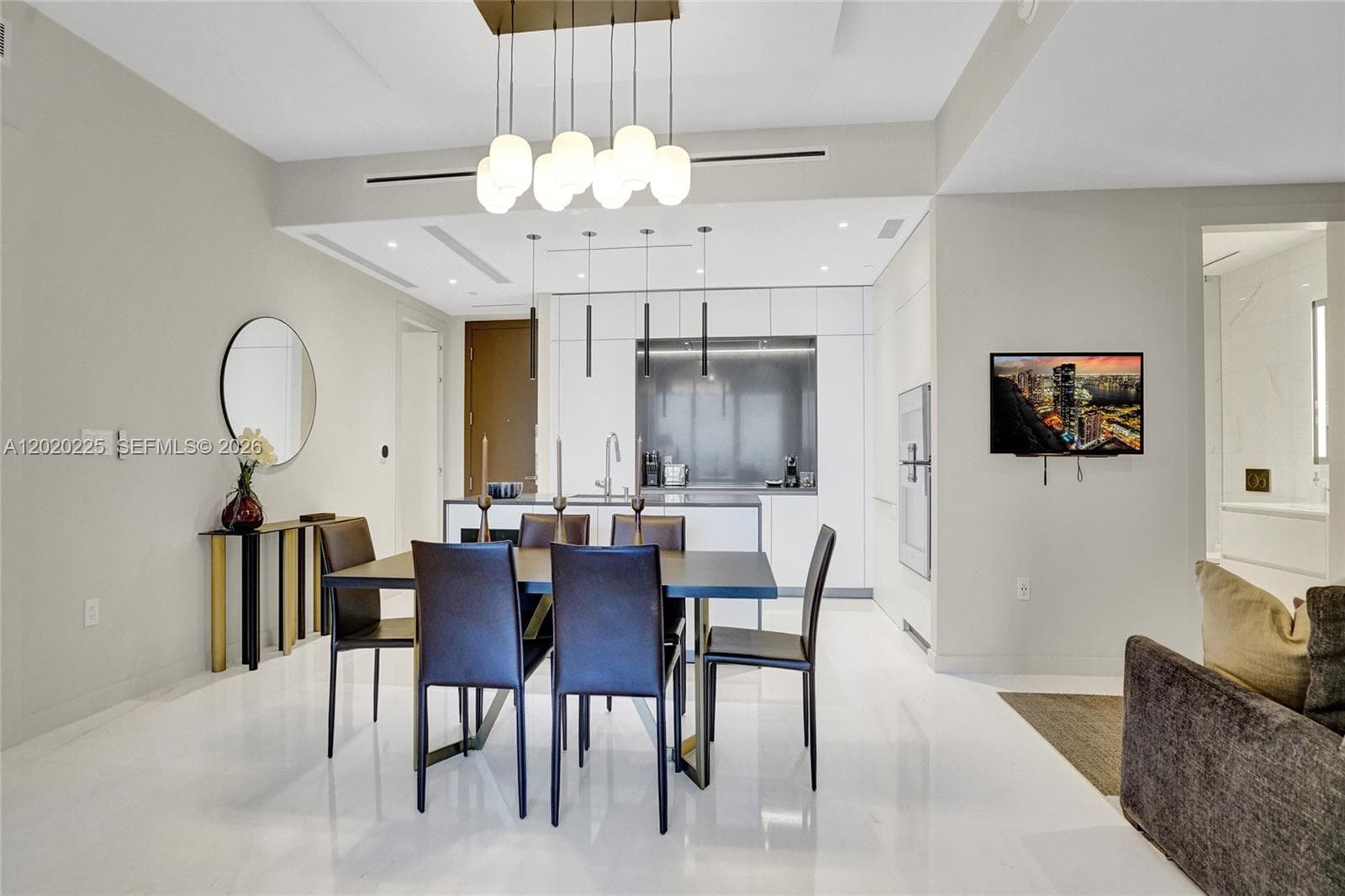 300 Biscayne Boulevard Way # 2305W, Miami FL 33131 — 28