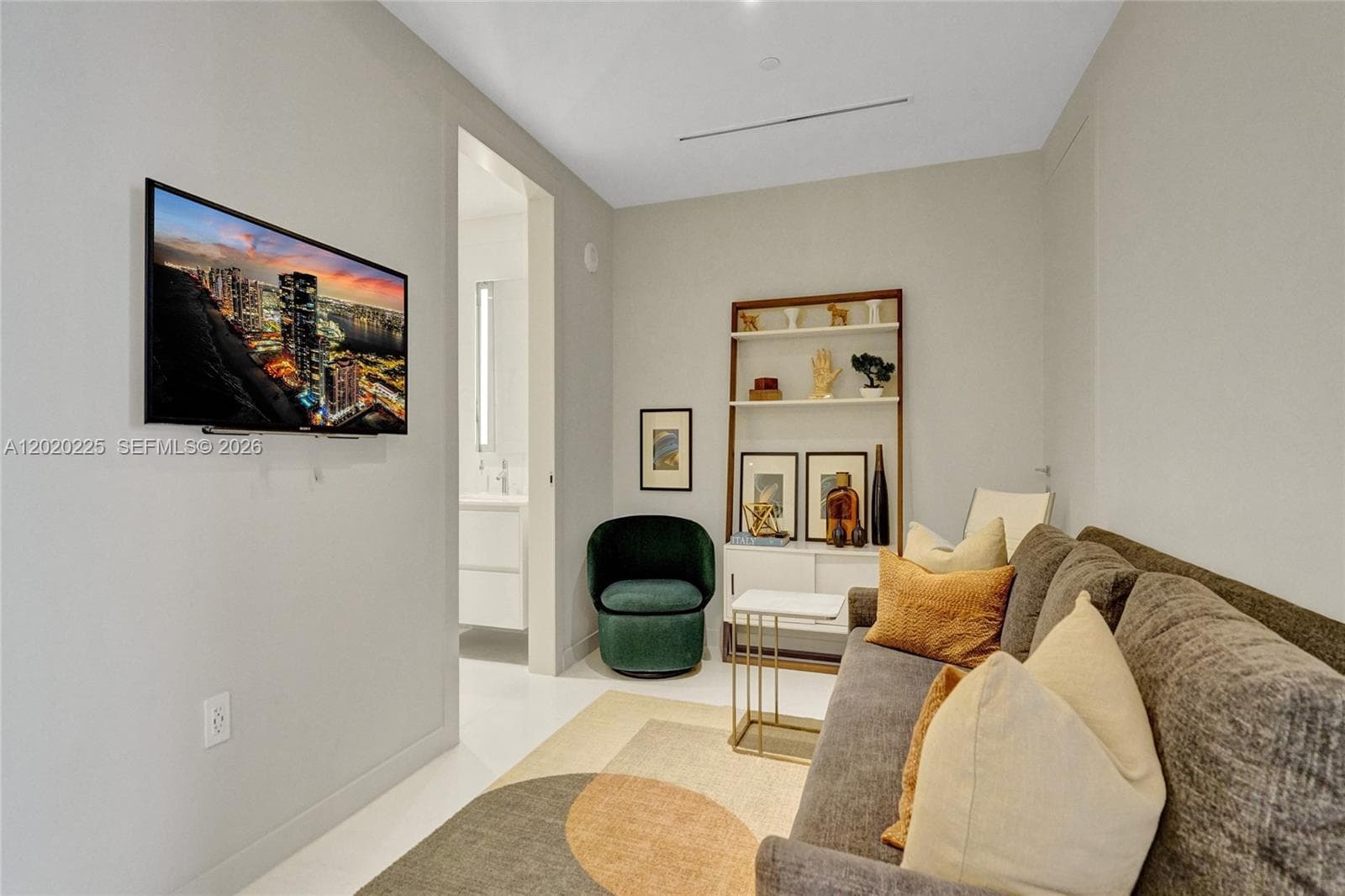 300 Biscayne Boulevard Way # 2305W, Miami FL 33131 — 50