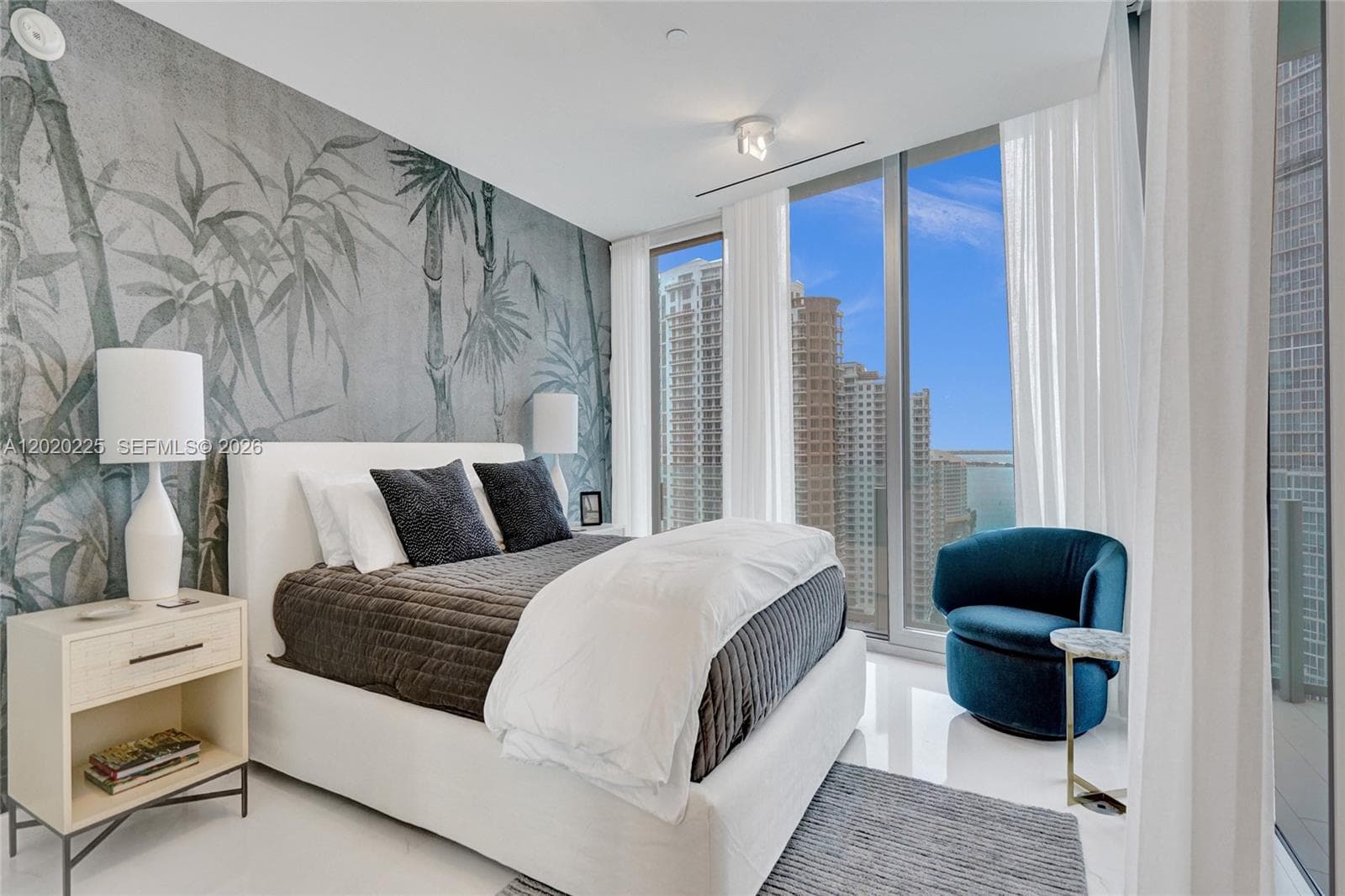 300 Biscayne Boulevard Way # 2305W, Miami FL 33131 — 48