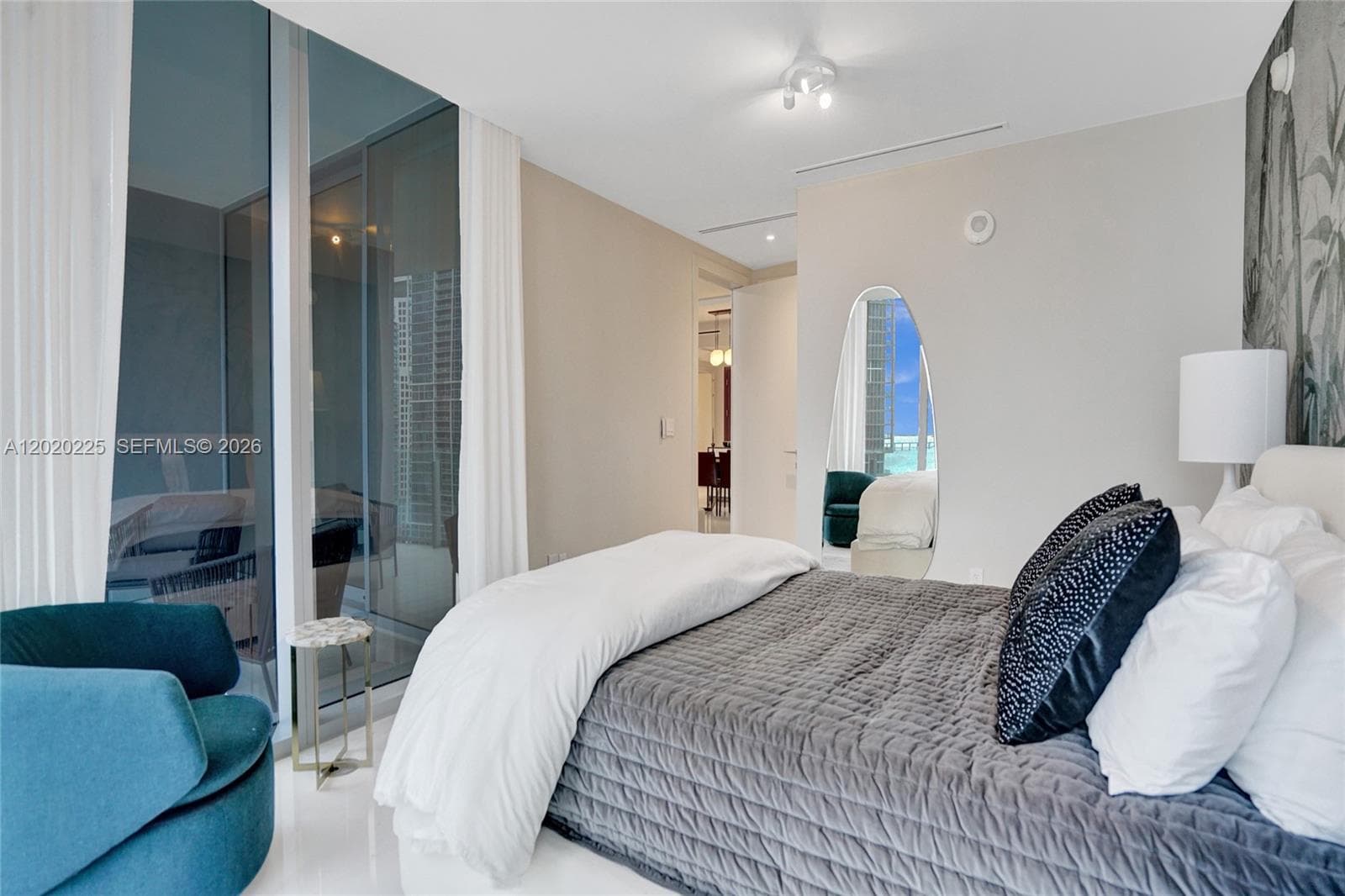 300 Biscayne Boulevard Way # 2305W, Miami FL 33131 — 31