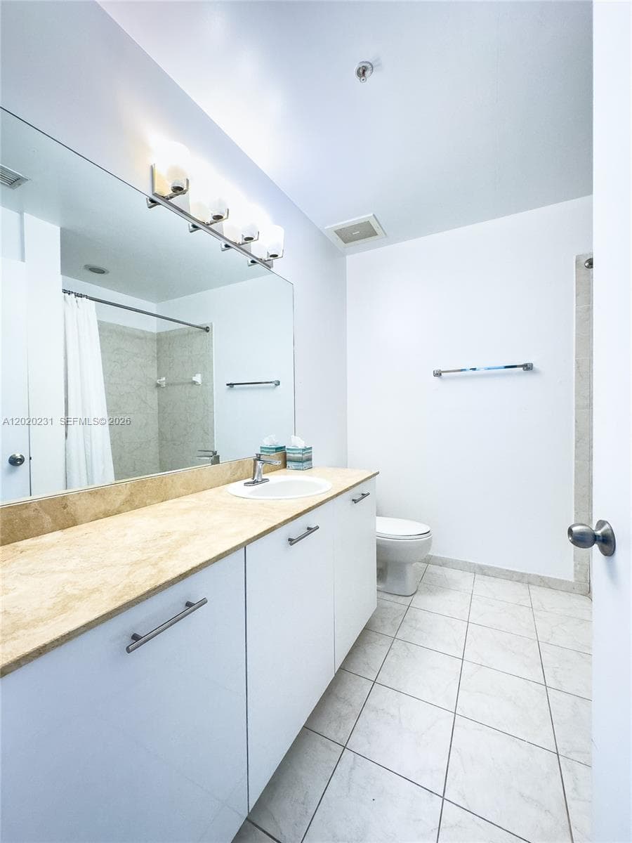 2275 Biscayne Blvd # 604, Miami FL 33137 — 22