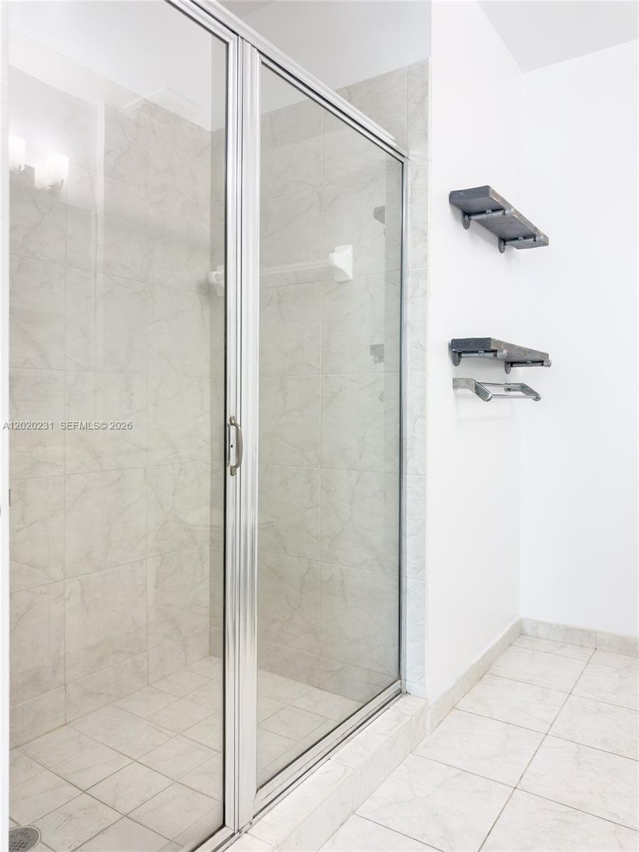 2275 Biscayne Blvd # 604, Miami FL 33137 — 19
