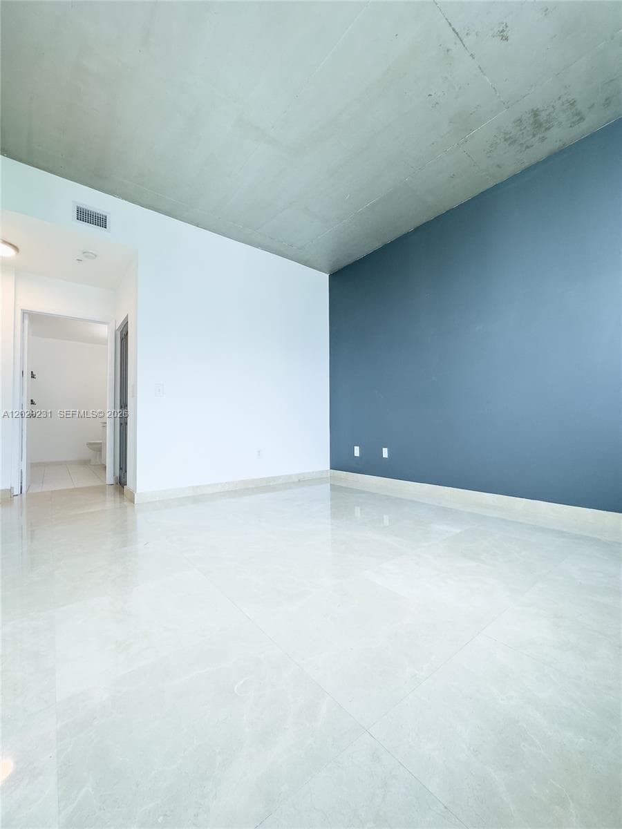 2275 Biscayne Blvd # 604, Miami FL 33137 — 8