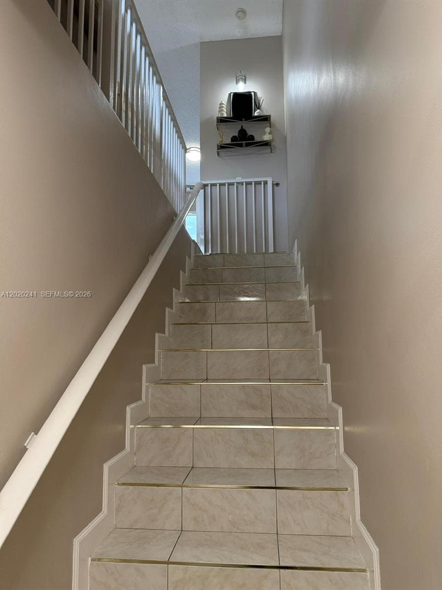 6950 NW 173rd Dr # 2202, Hialeah FL 33015 — 10
