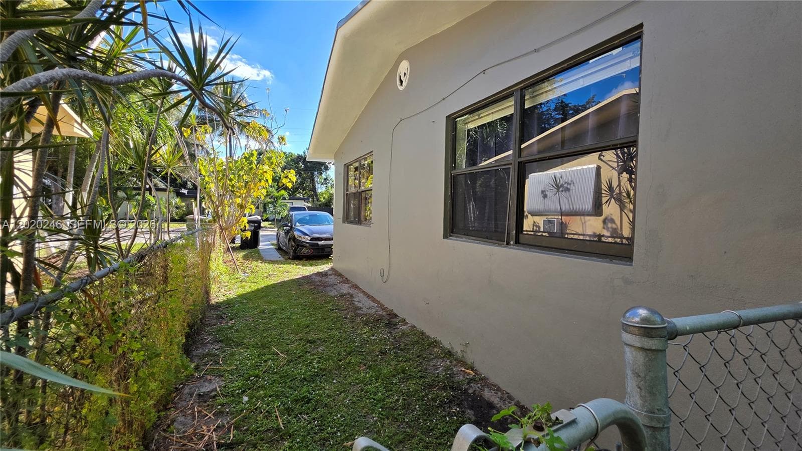 525 NE 132nd Ter # 527, North Miami FL 33161 — 25
