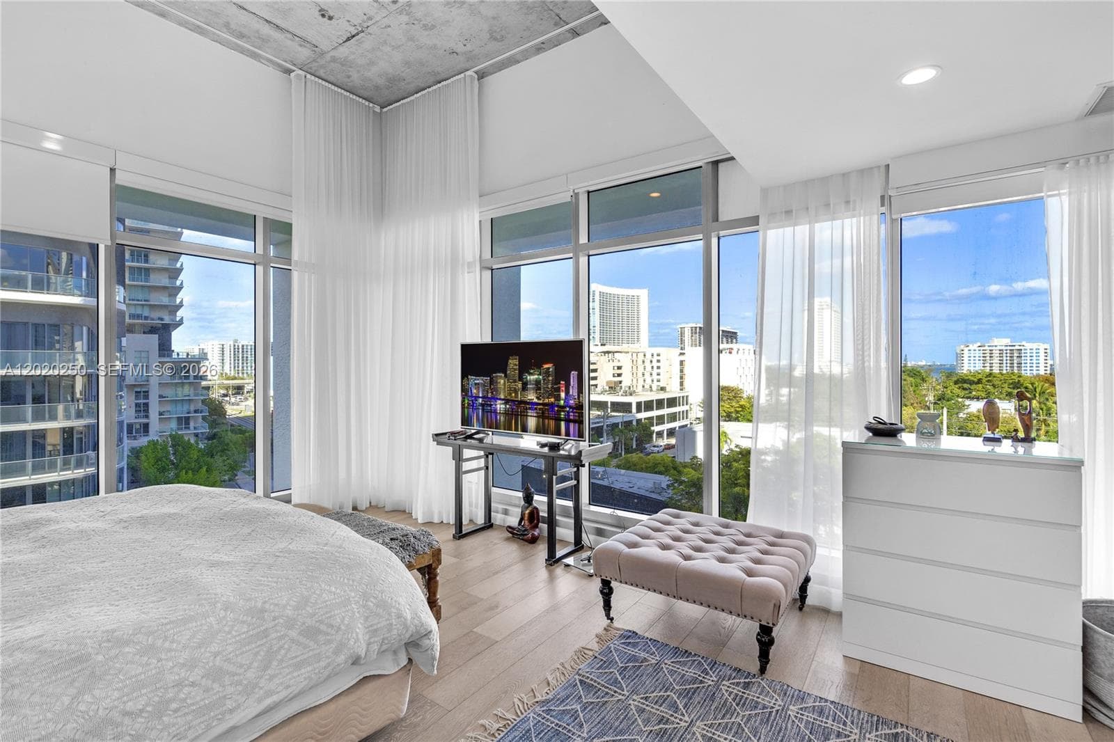 3301 NE 1st Ave # M0513, Miami FL 33137 — 20
