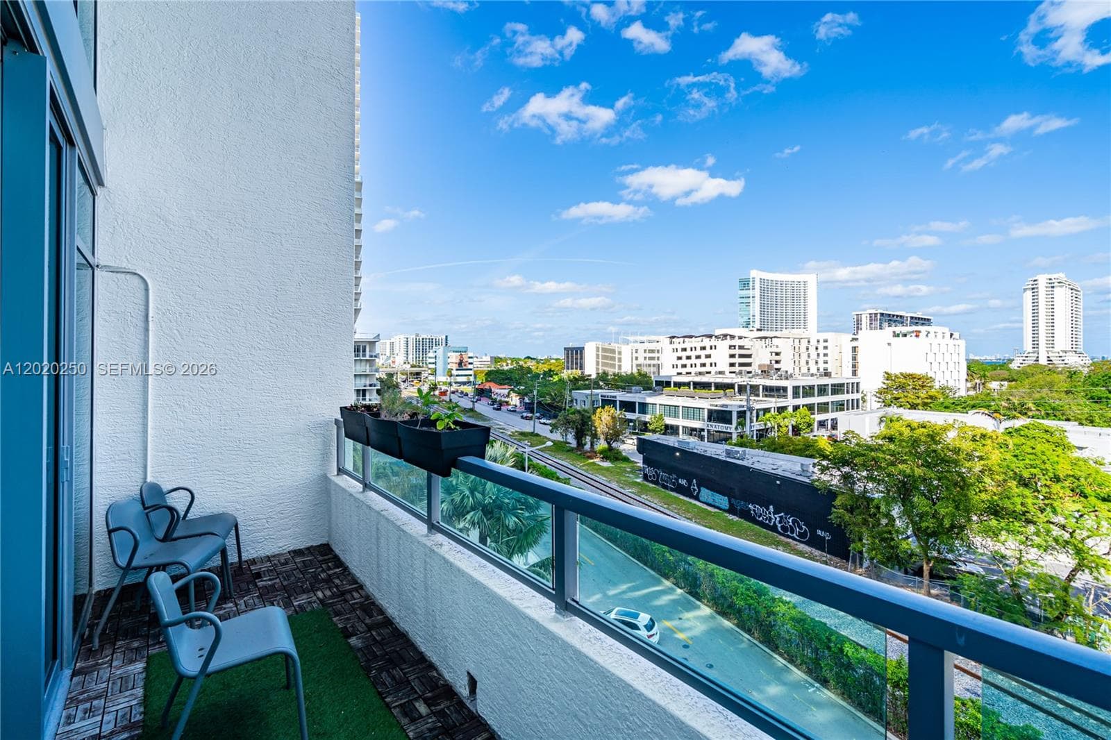 3301 NE 1st Ave # M0513, Miami FL 33137 — 33
