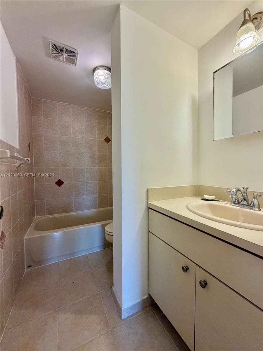 9429 SW 76th St # W38, Miami FL 33173 — 7