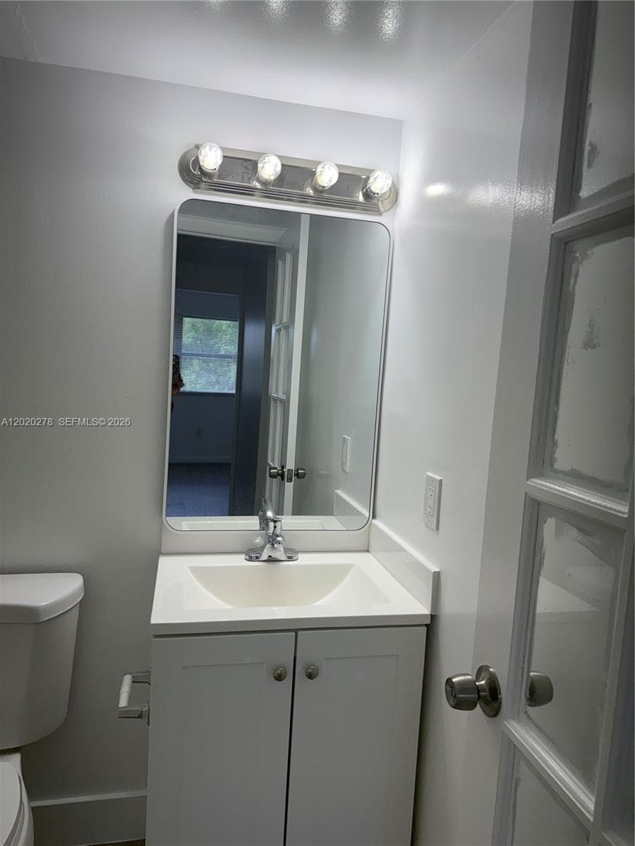 7195 NW 179th St, Hialeah FL 33015 — 17