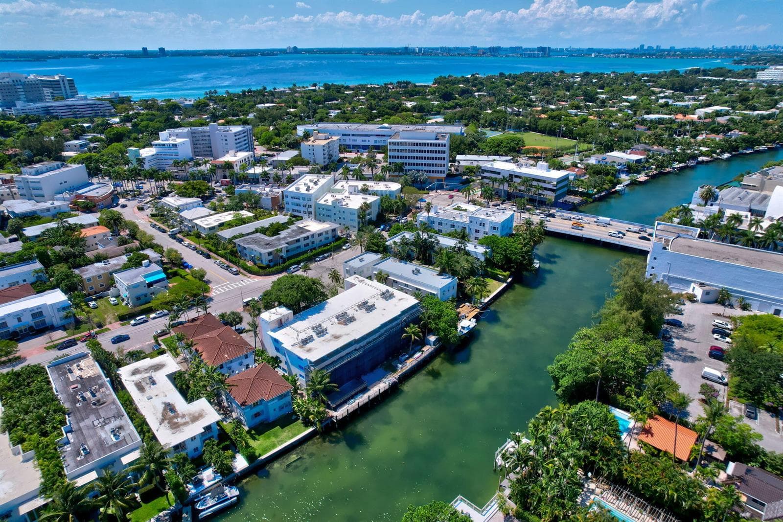 4011 N Meridian Avenue # 32, Miami Beach FL 33140 — 2