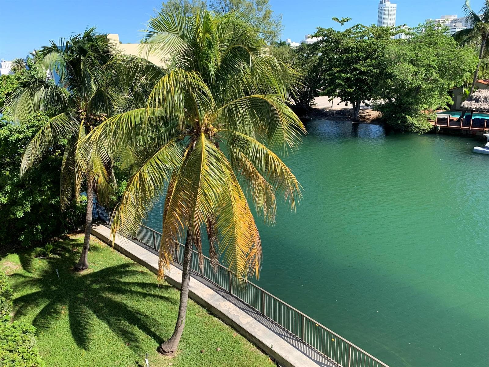 4011 N Meridian Avenue # 32, Miami Beach FL 33140 — 26