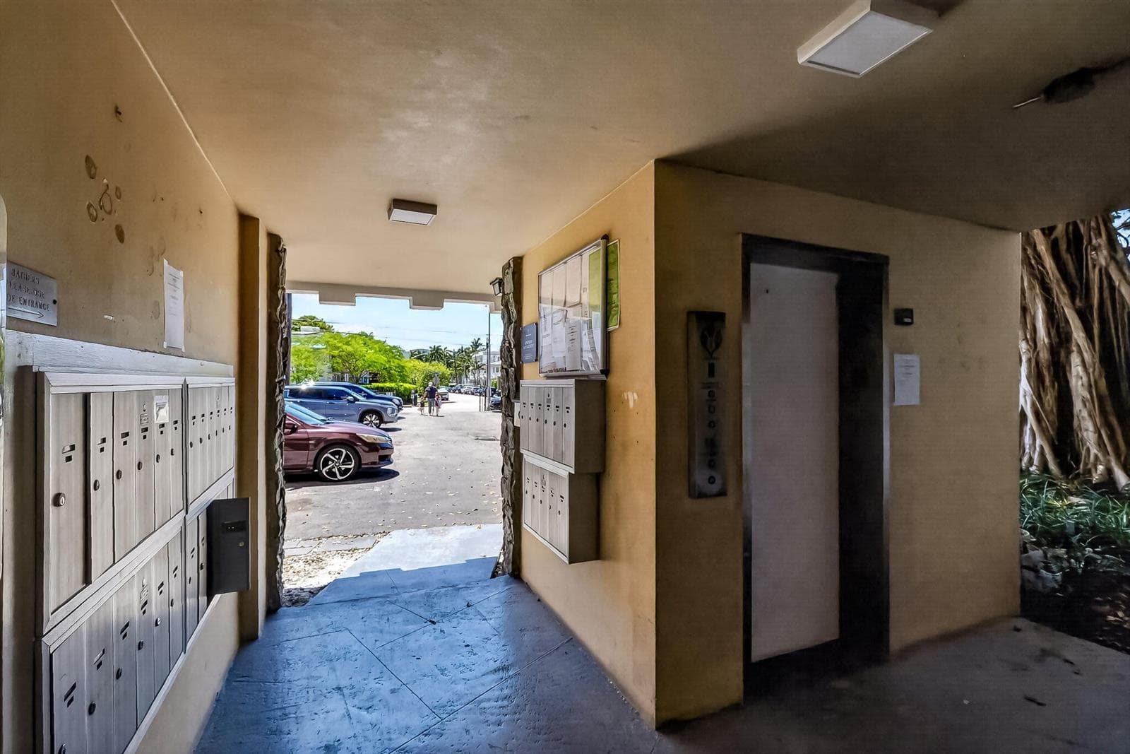 4011 N Meridian Avenue # 32, Miami Beach FL 33140 — 7