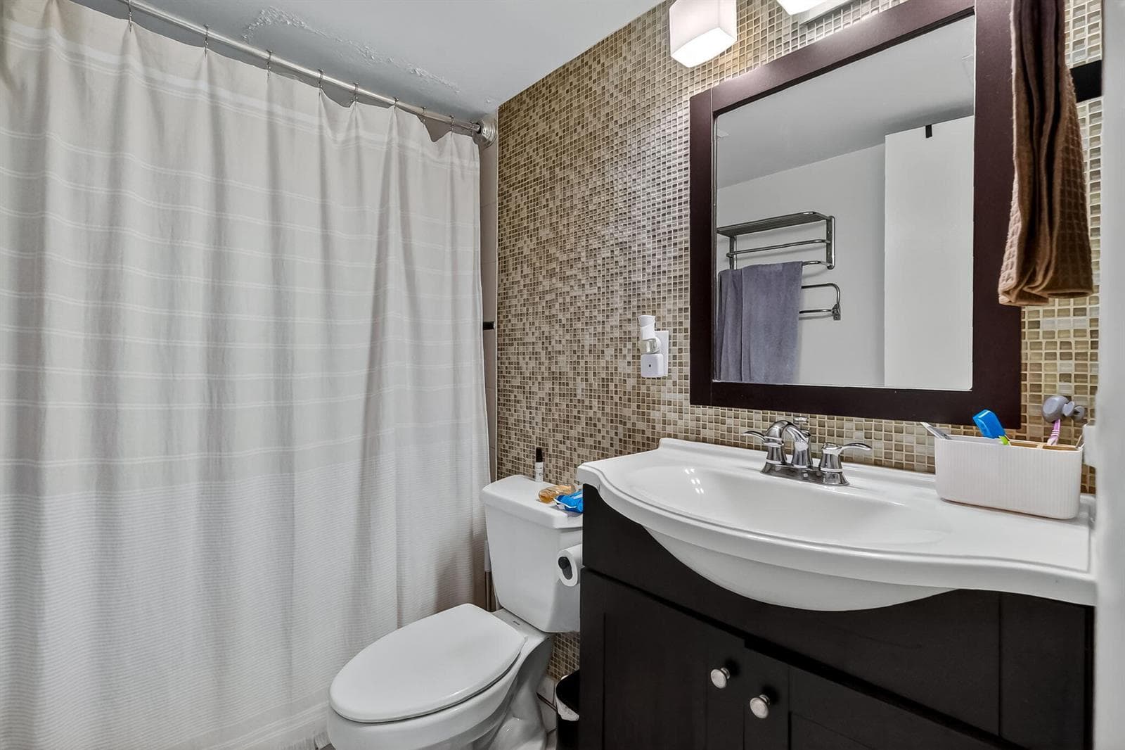 4011 N Meridian Avenue # 32, Miami Beach FL 33140 — 19