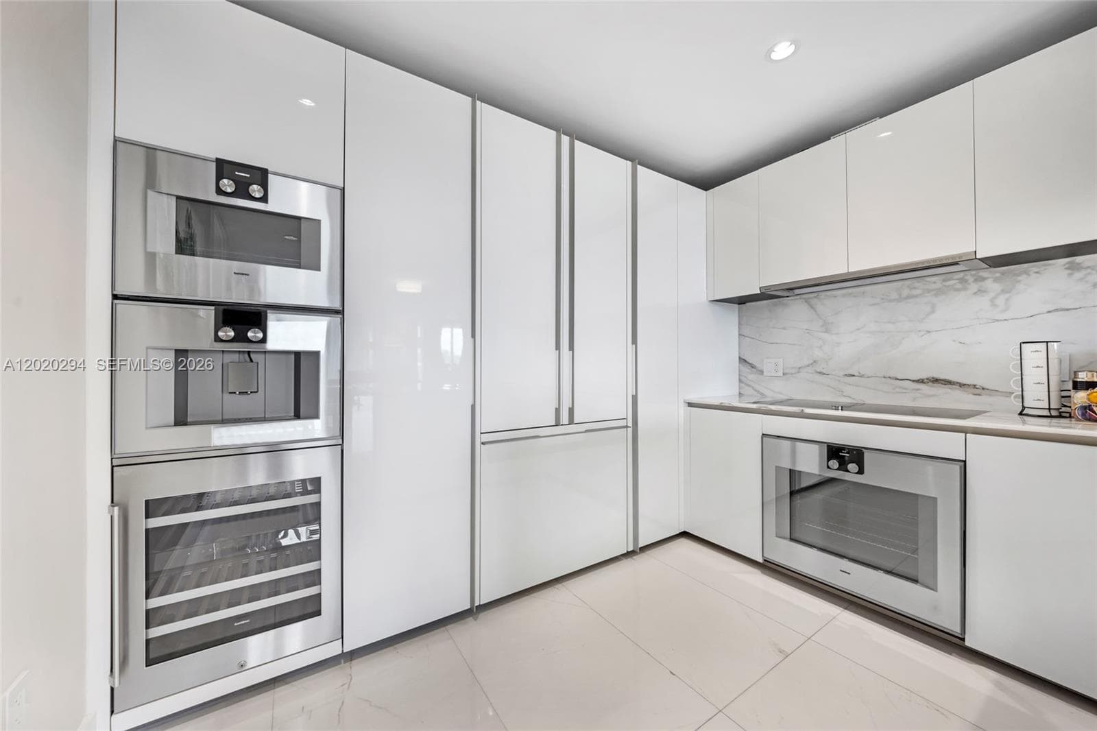 10201 Collins Ave # 305, Bal Harbour FL 33154 — 10