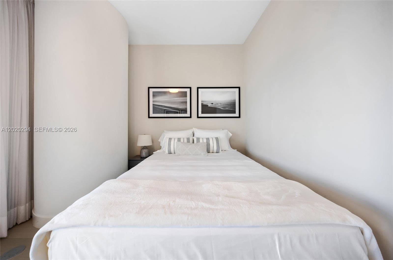 10201 Collins Ave # 305, Bal Harbour FL 33154 — 33