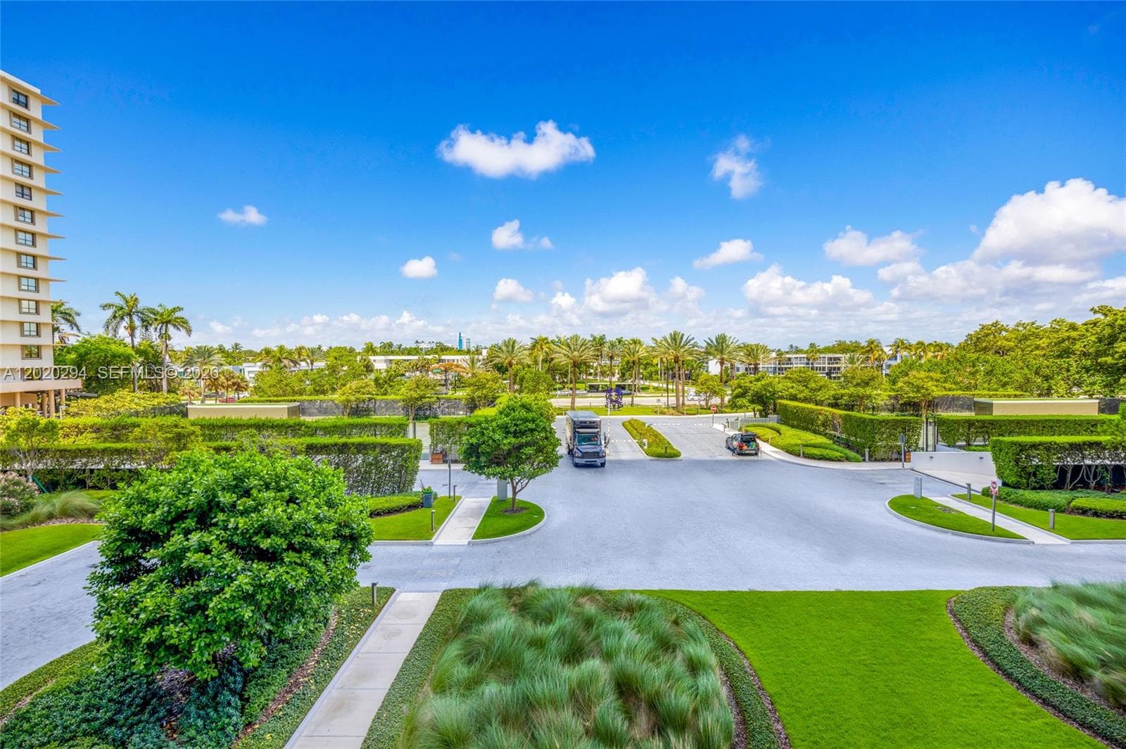 10201 Collins Ave # 305, Bal Harbour FL 33154 — 40