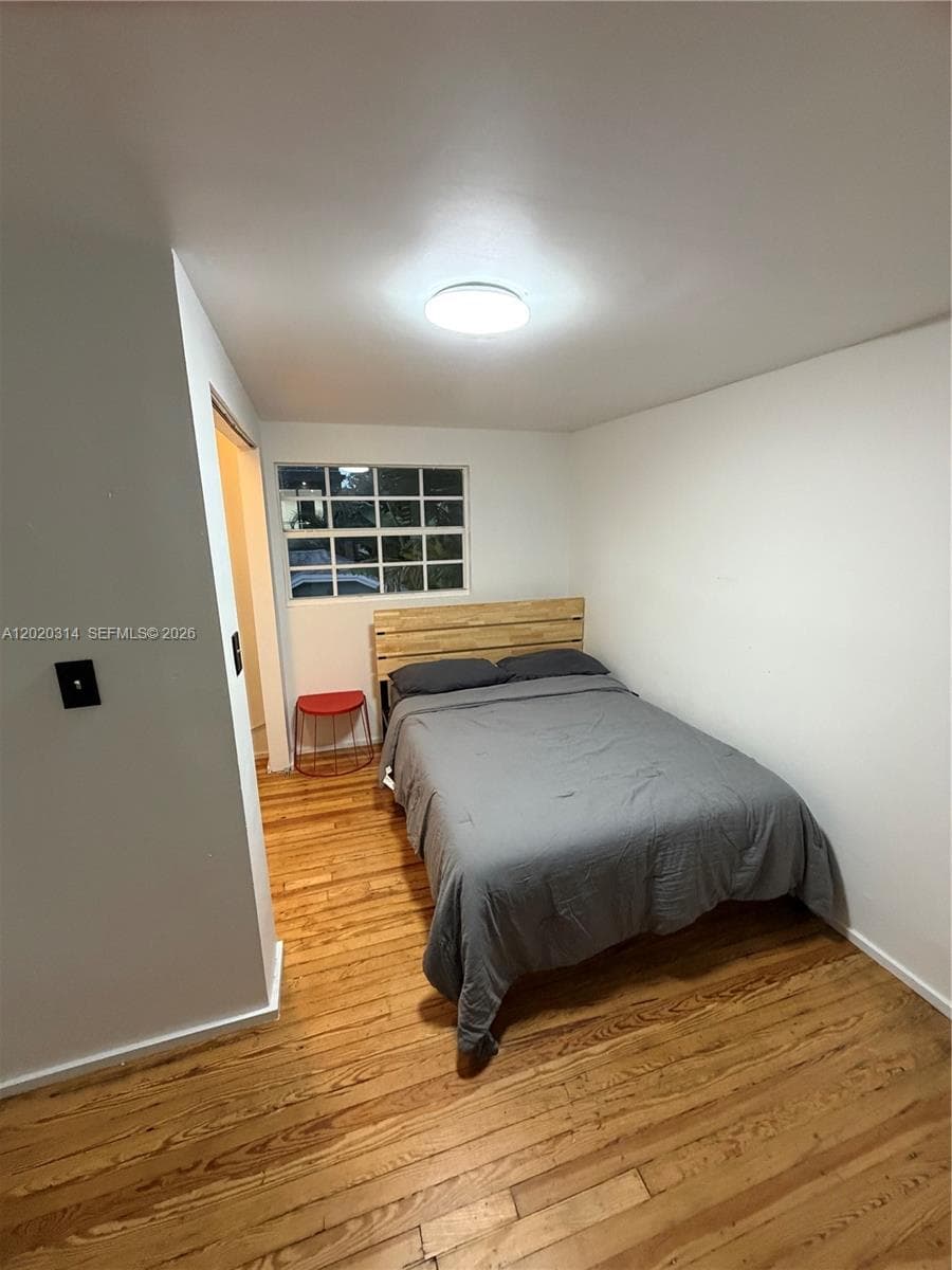 27 NE 49th St, Miami FL 33137 — 22